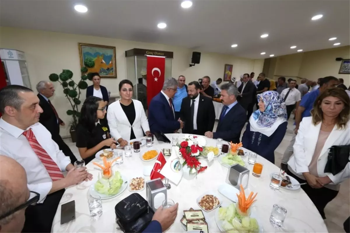 Aksaray\'da 30 Ağustos Resepsiyonu