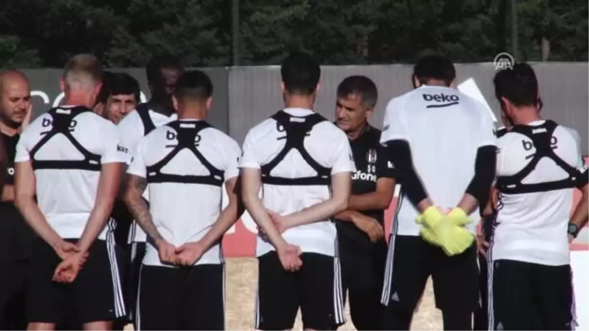 Beşiktaş Akşam Antrenmanı ile Hazırlıklarını Sürdürdü