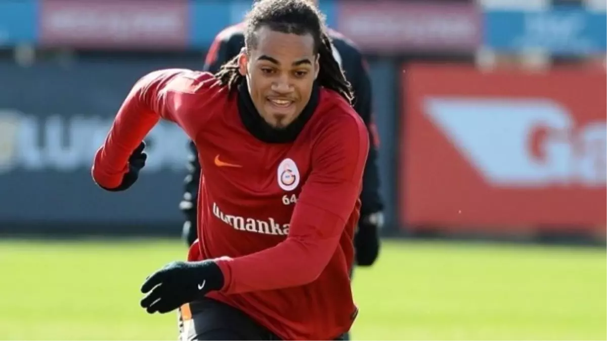 Denayer, İstanbul\'a Geldi