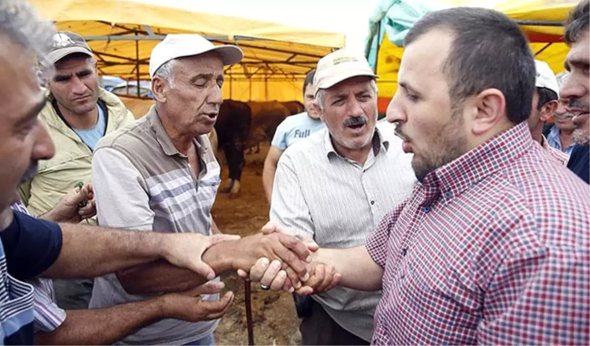 Kurban Pazarlarında Arife Yoğunluğu