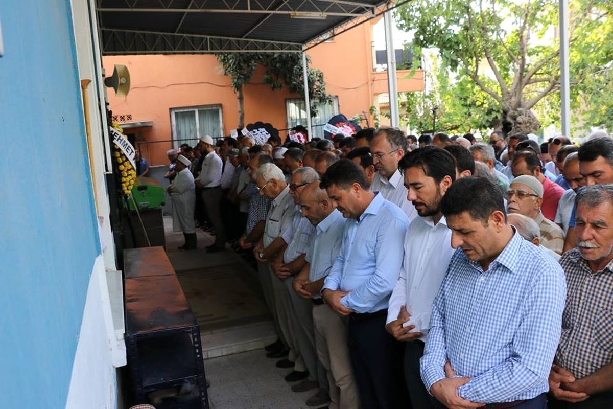 Partililer Savaş\'ı Zor Gününde Yalnız Bırakmadı
