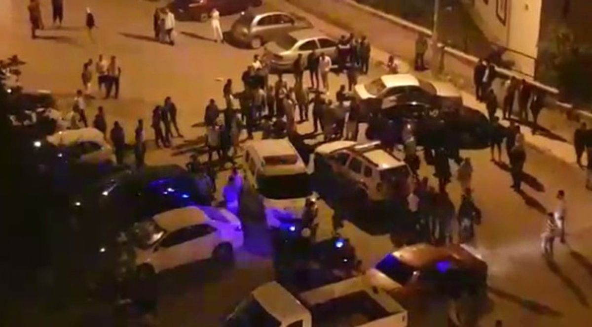 Polisin \'Dur\' İkazına Uymayan Şüpheli Ateş Açılarak Yakalandı