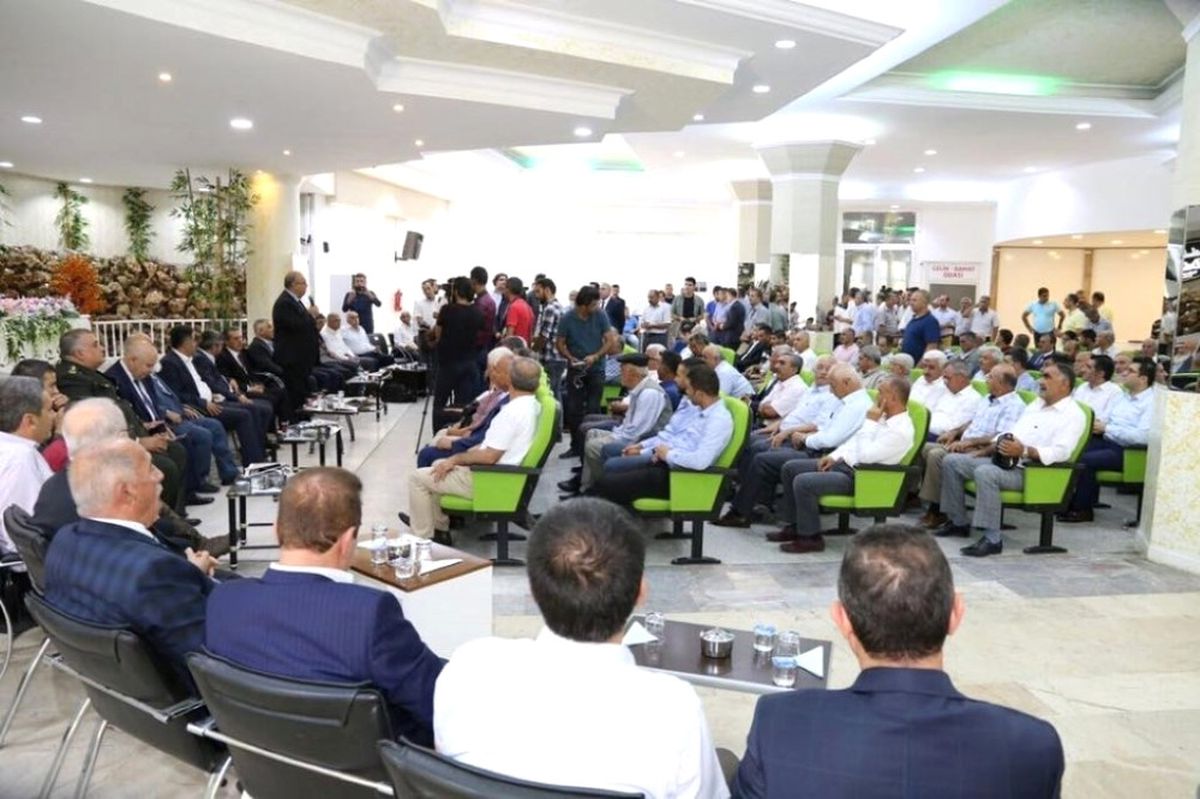 Protokol Üyeleri Vatandaşlar ile Bayramlaştı