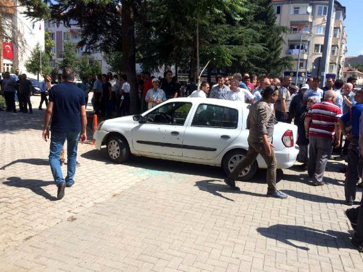 Yalvaç\'ta Eski Eş Dehşet Saçtı: 3 Yaralı