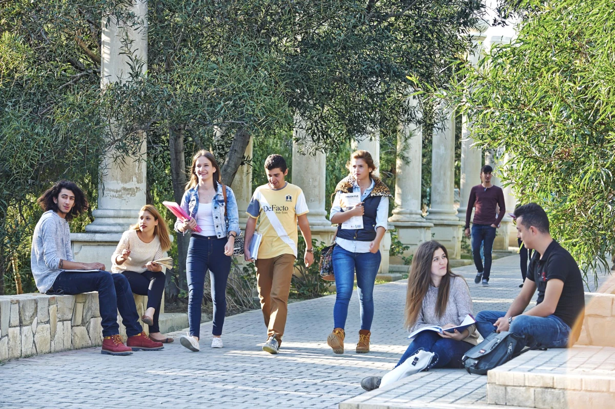 YÖK\'ten Belirlenen 15 Üniversiteye Girecek Öğrencilere 600 Lira Burs