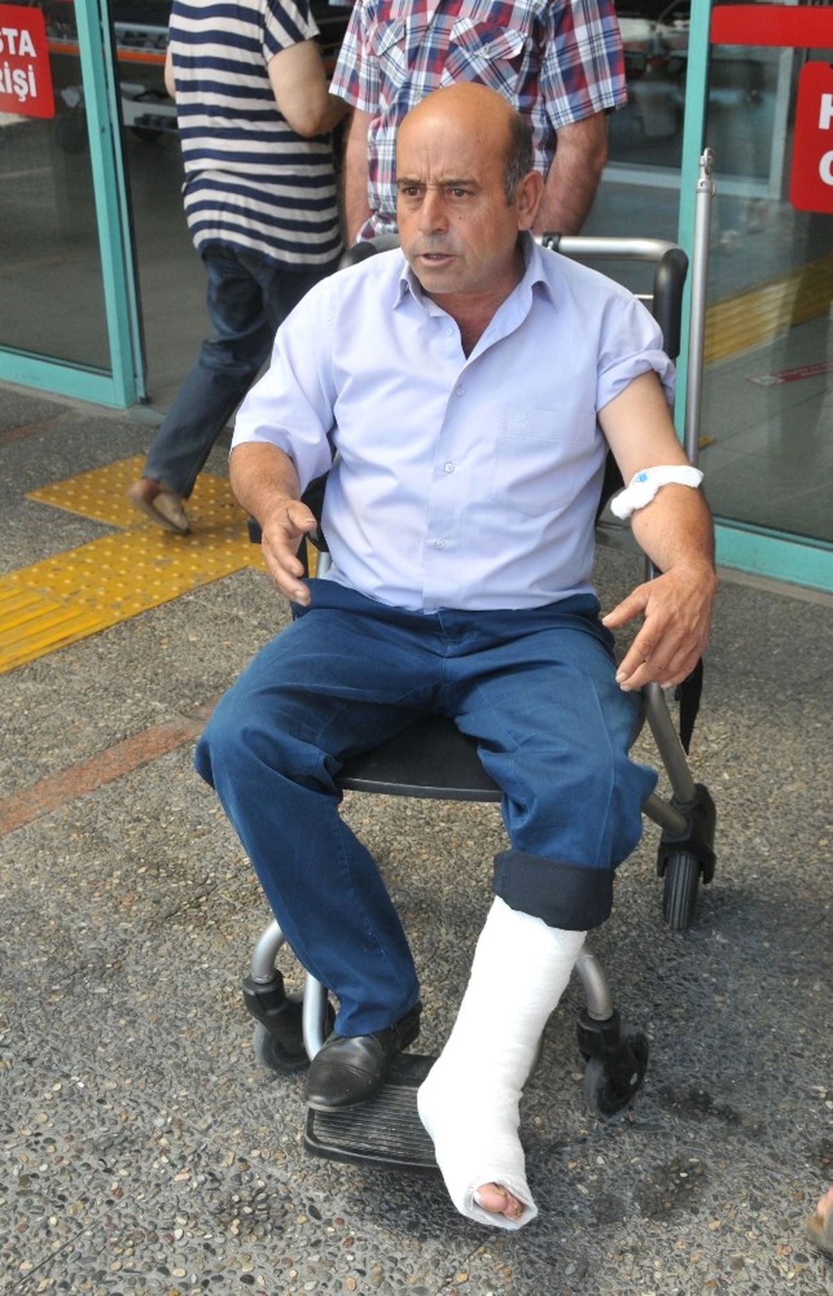Bıçak Yarası Sandı, Kurşun Çıktı