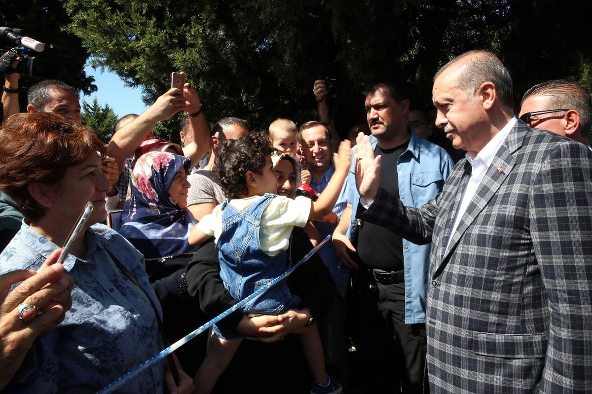 Erdoğan Cuma Namazını Orman Bölge Müdürlüğü Camii\'nde Kıldı
