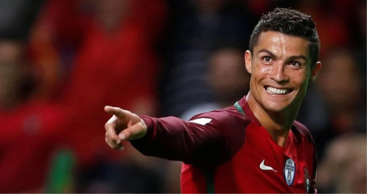 Faroe Adaları\'na 3 Gol Atan Ronaldo, Milli Takım Gol Sayısında Pele\'yi Geçti