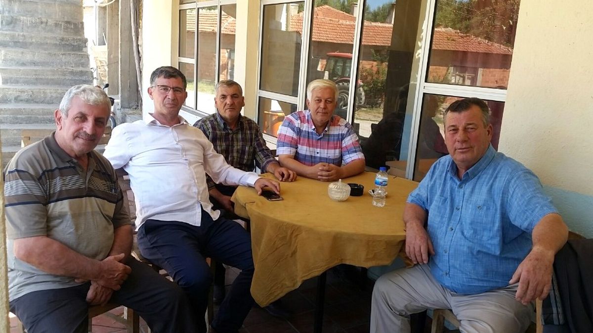 Dirlik, Köylülerle Bayramlaştı