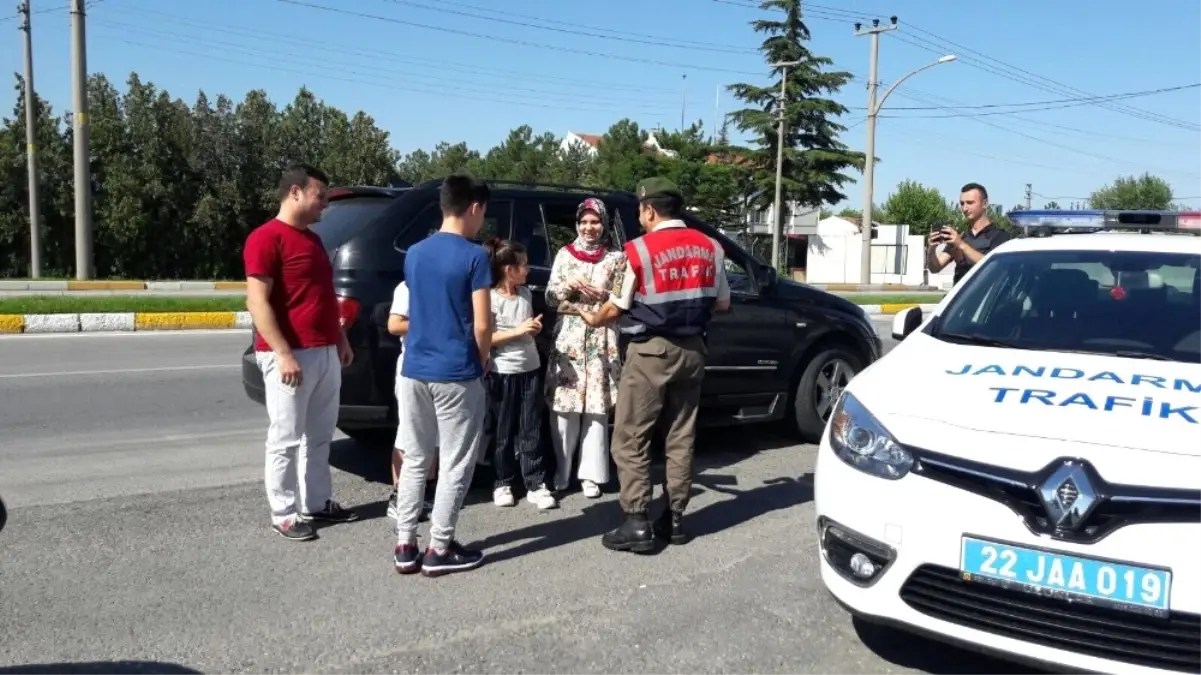 Edirne Jandarmasından Bayram Uygulaması