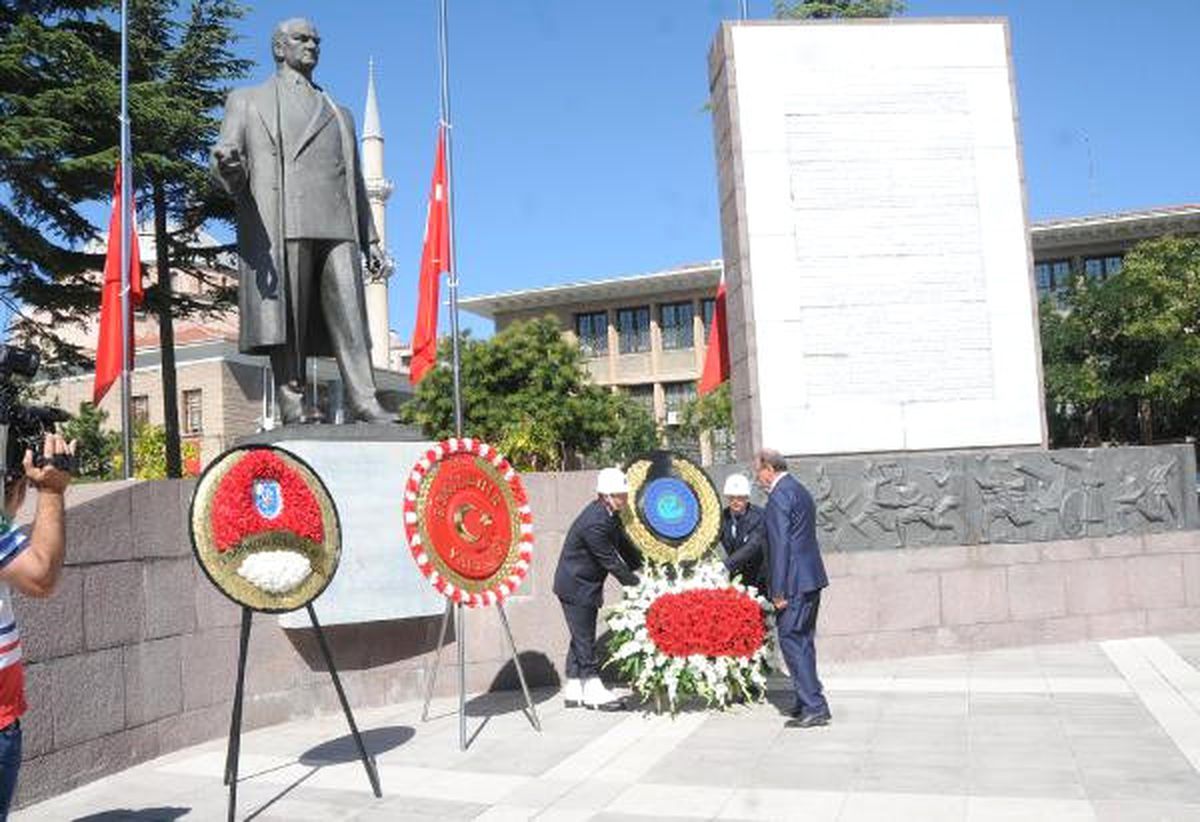 Eskişehir\'in Kurtuluşunun 95\'inci Yılı Kutlandı