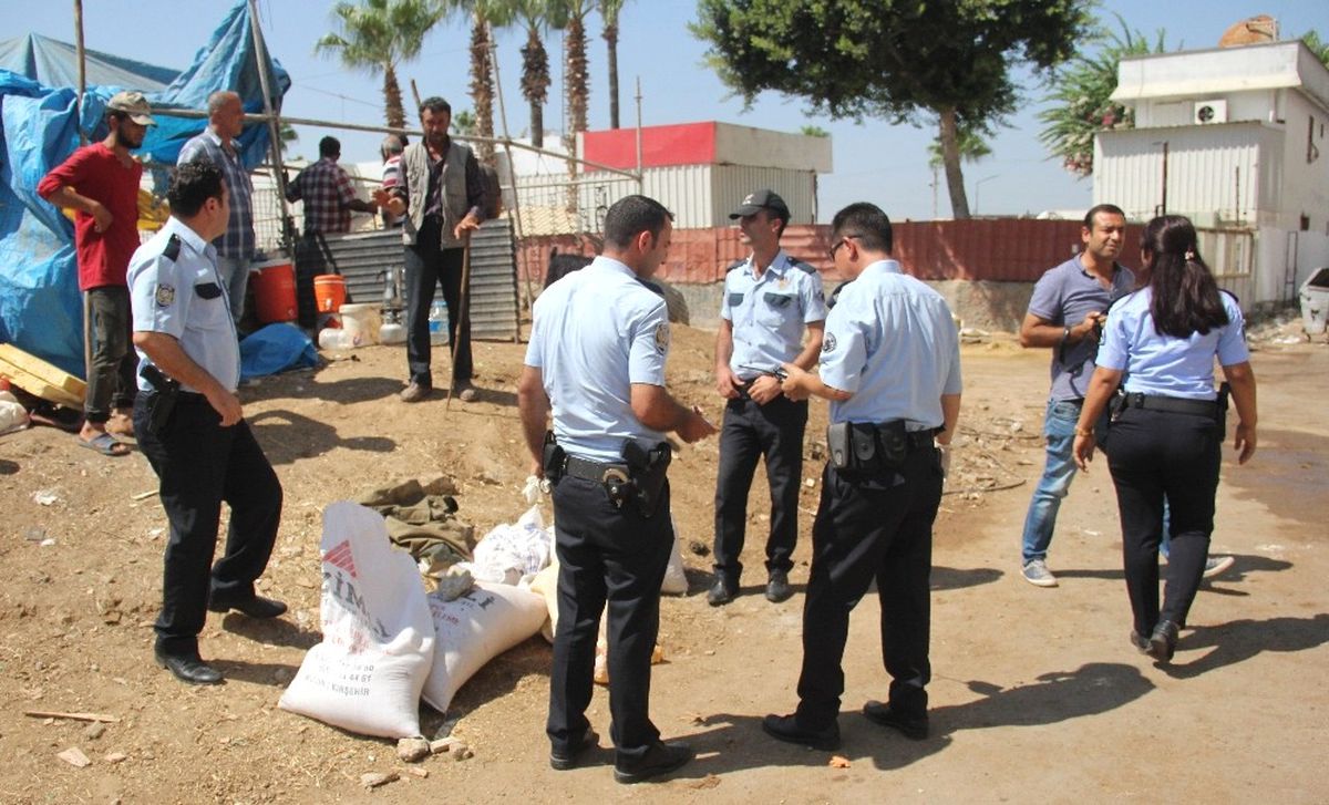 Hayvan Pazarında Silahlı Saldırı: 3 Yaralı
