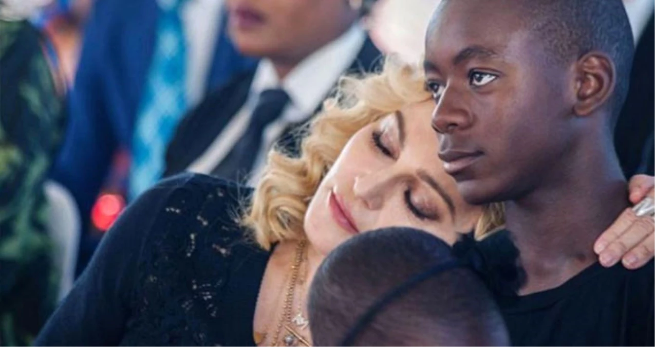 Madonna, Evlatlık Oğlu Futbolcu Olacak Diye Portekiz\'den 9 Milyon Dolara Ev Aldı