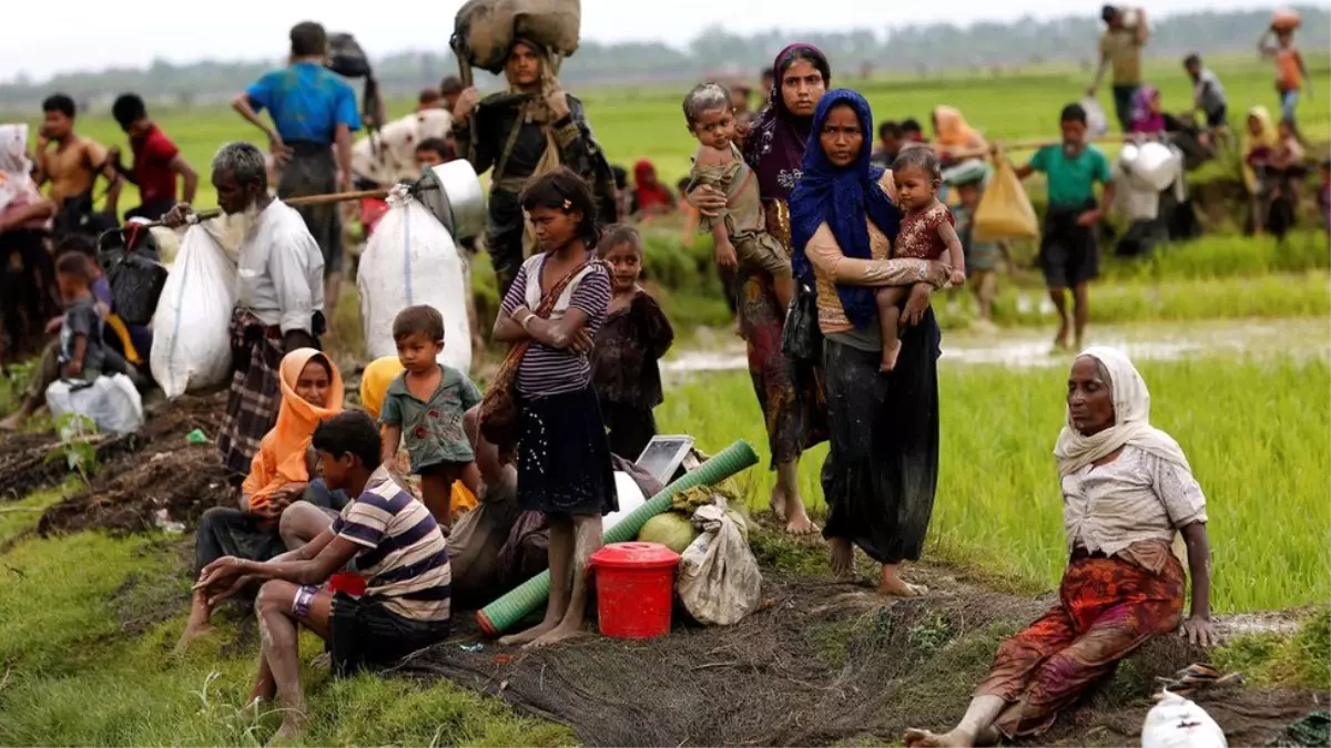 Myanmar\'dan Kaçan Müslümanların Sayısı 60 Bine Yaklaştı, İnsani Durum Kötüleşiyor