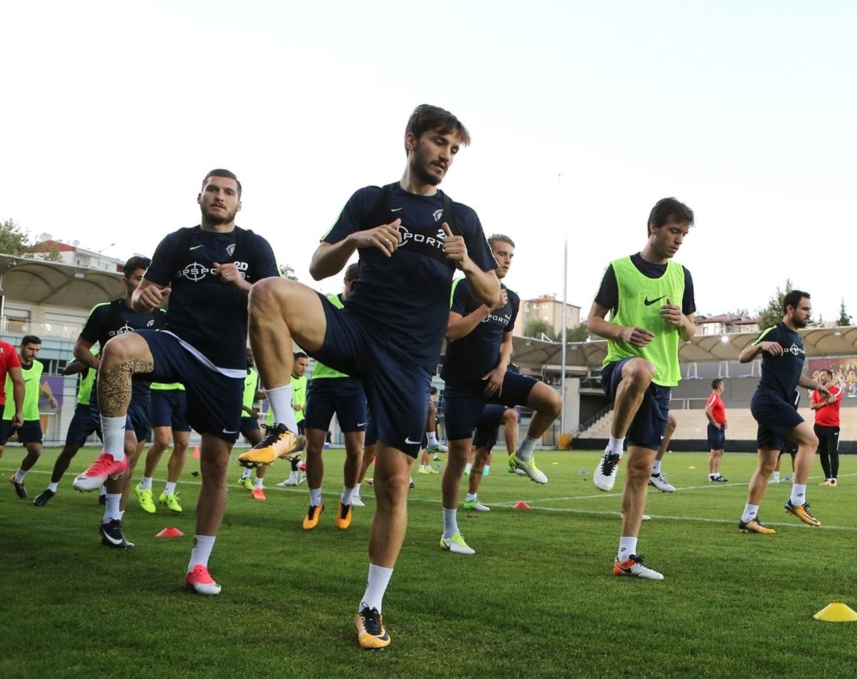 Osmanlıspor, Bayram Mesaisinde