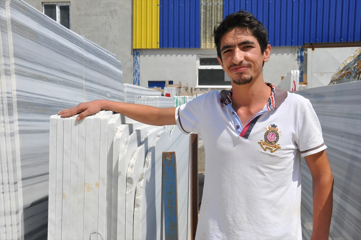 Suriyeli İş Adamı Türk Ortağıyla Mermer İhraç Ediyor