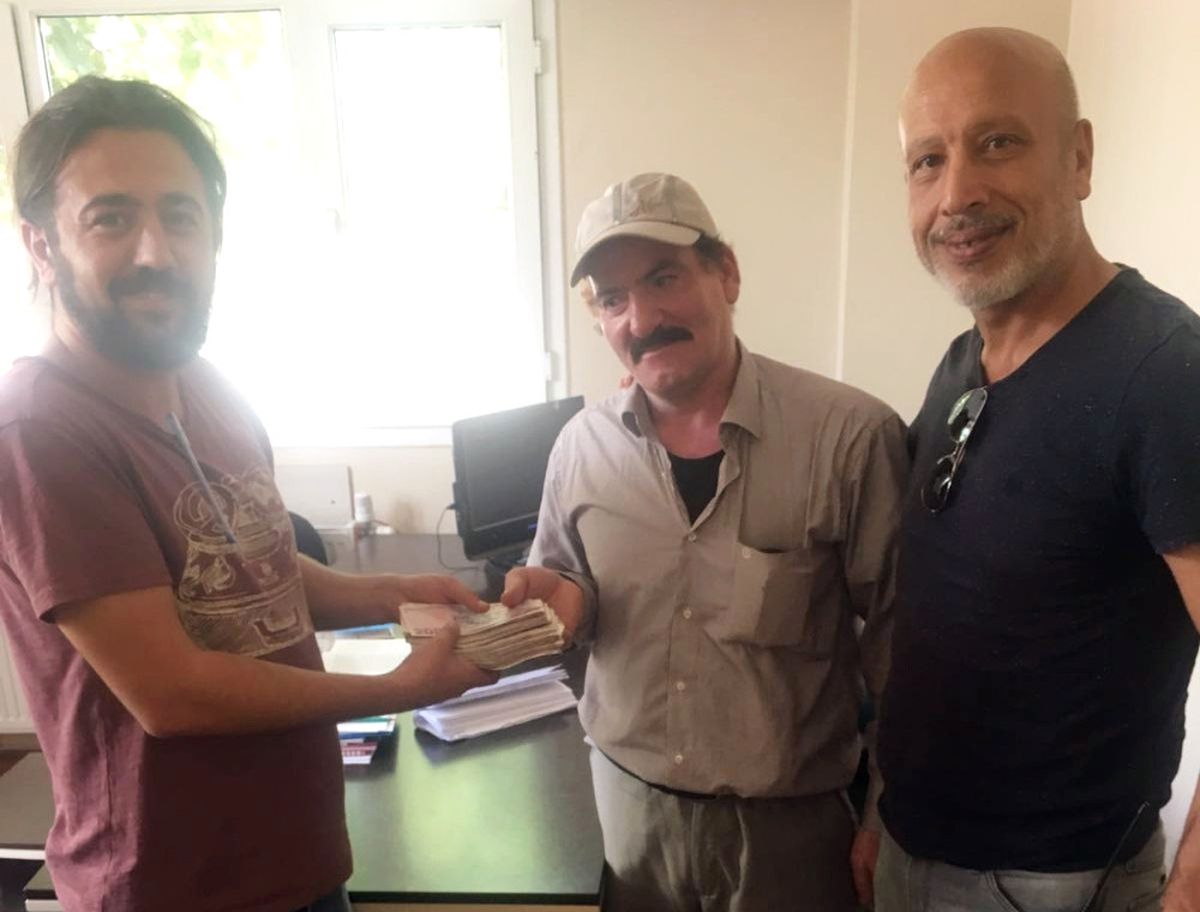 Taşındığı Evde Unutulan Parayı Harcadı