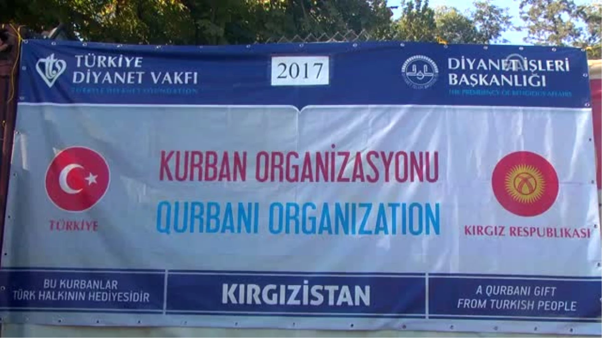 Türkiye Diyanet Vakfı Kırgızistan\'da 1100 Hisse Kurban Eti Dağıttı
