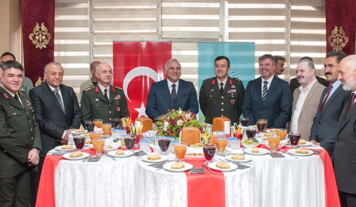 Van\'da Resmi Bayramlaşma