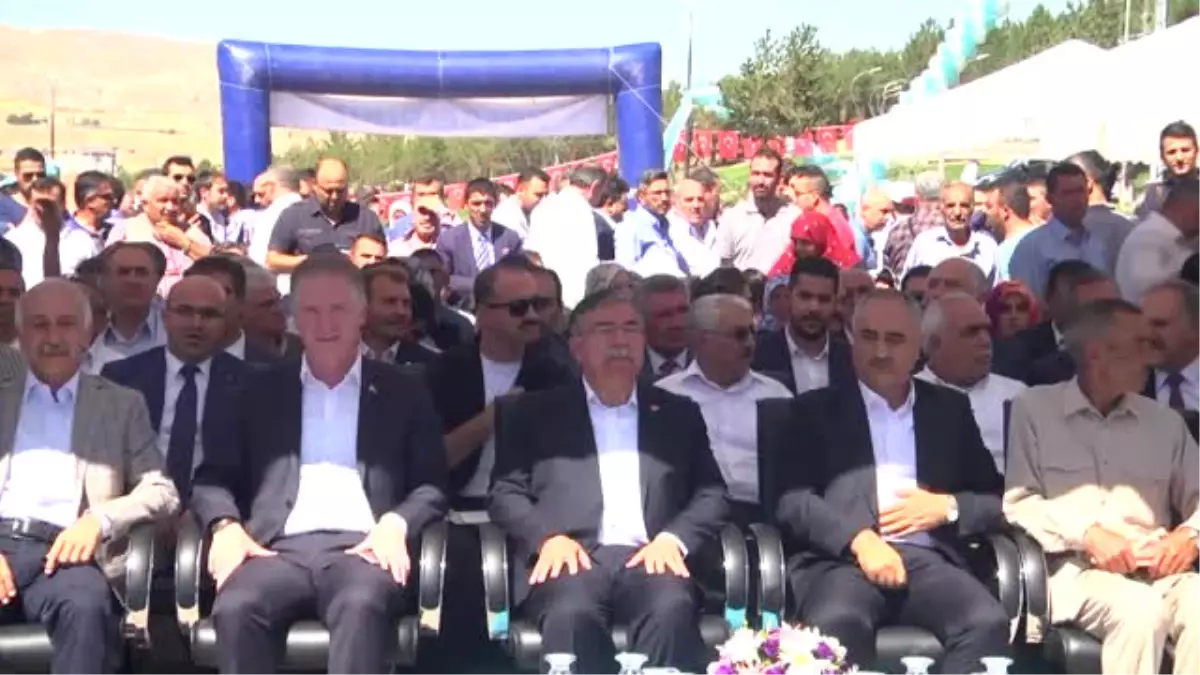 Bakan Yılmaz: "2018-2019 Eğitim Öğretim Yılına Bütün Müfredatı Yenilenmiş Bir Eğitim Sistemiyle...