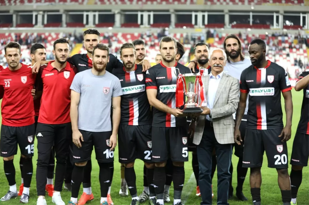 Cumhuriyet Kupası\'nı Sivasspor Kazandı