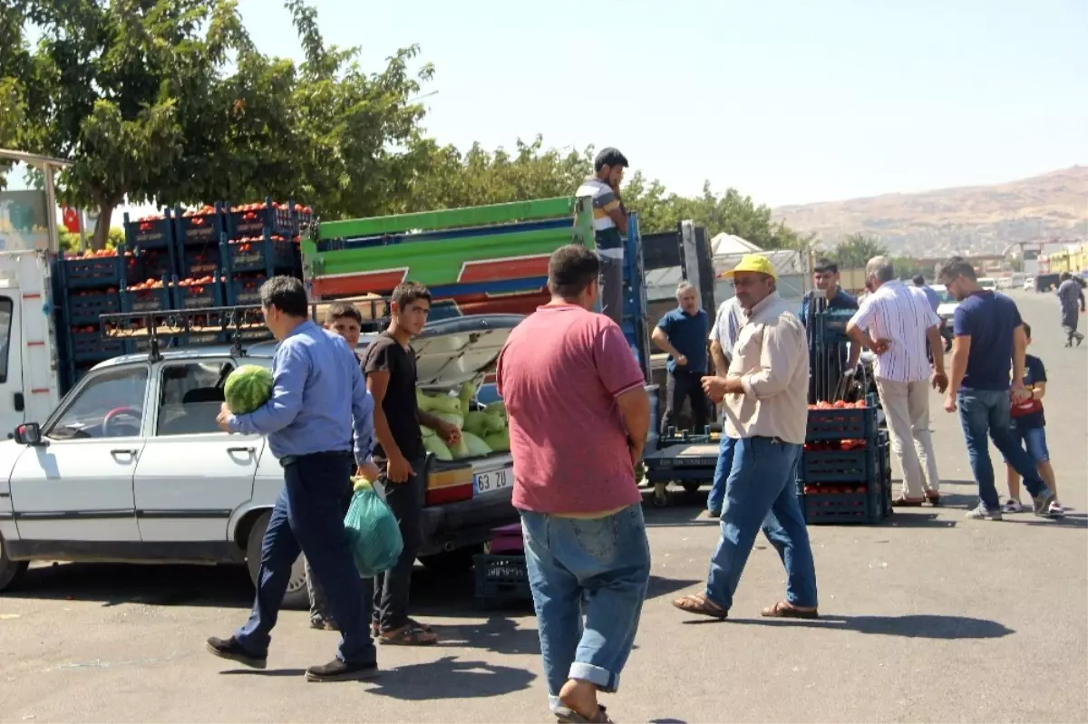 Kurban Bayramında Kapanan Hal Pazarı Üreticiyi Zora Soktu