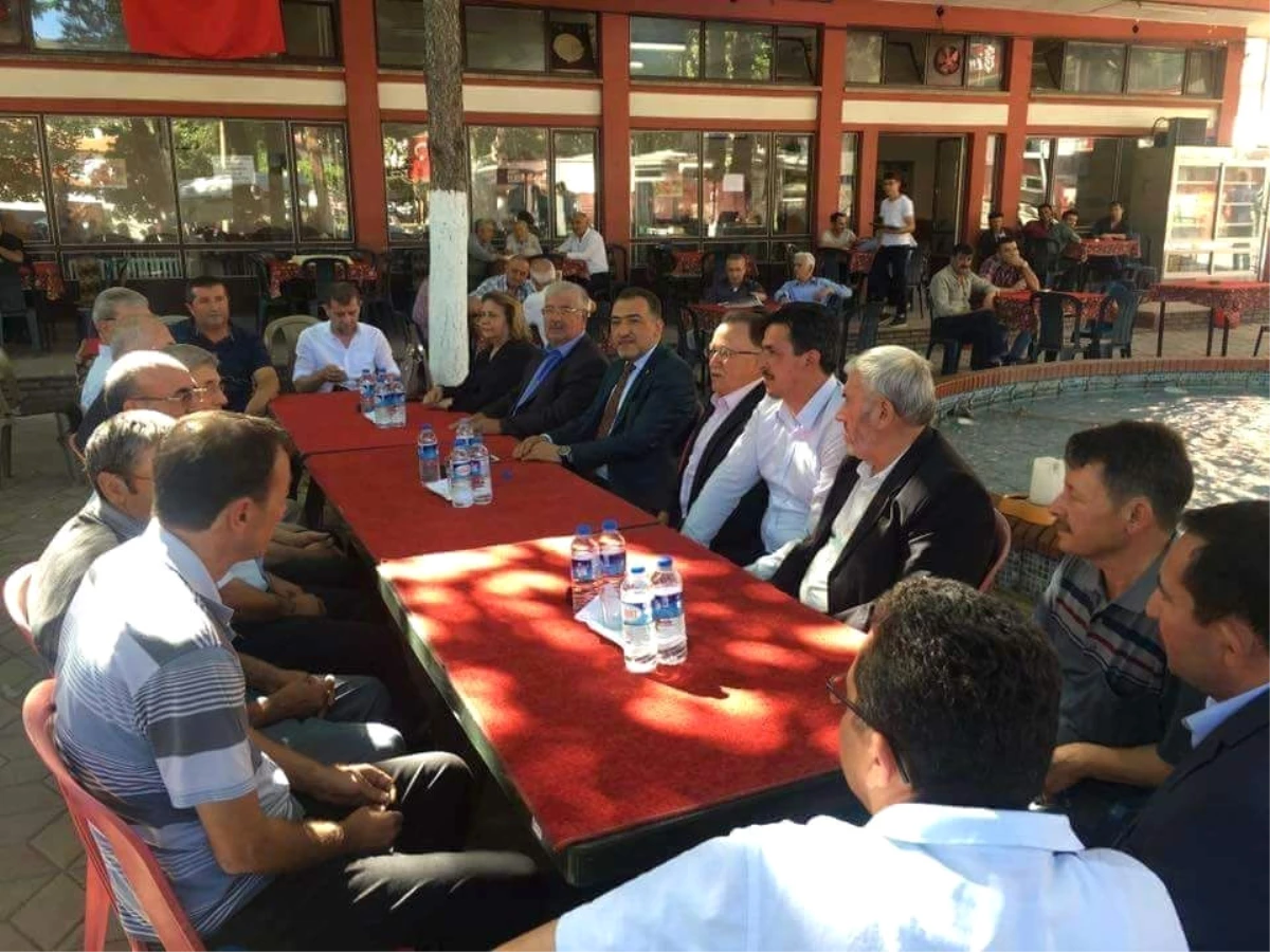 Milletvekili Mustafa Şükrü Nazlı Şaphane\'de Bayramlaşma Programına Katıldı