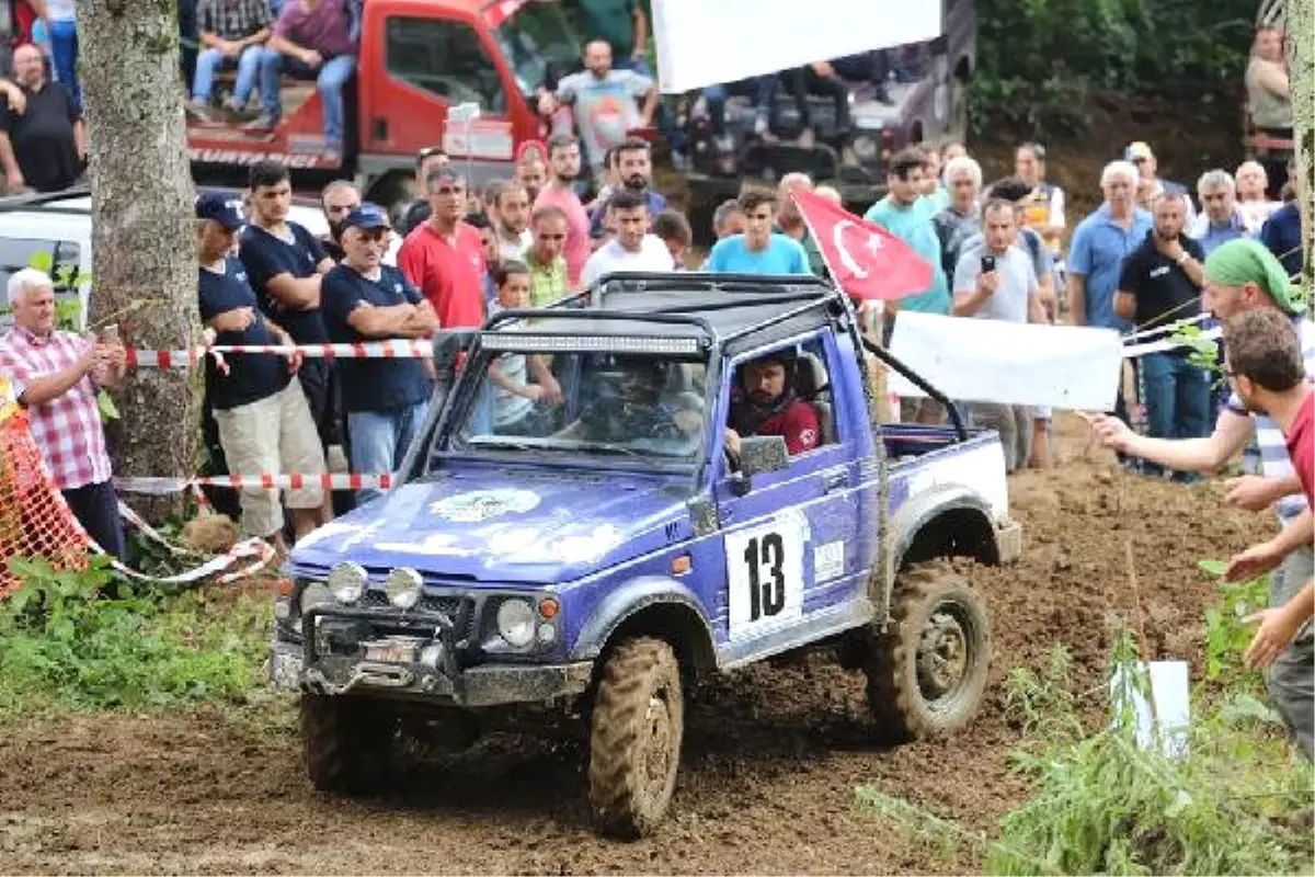 Off-Road Karadeniz\'de Nefesleri Kesti