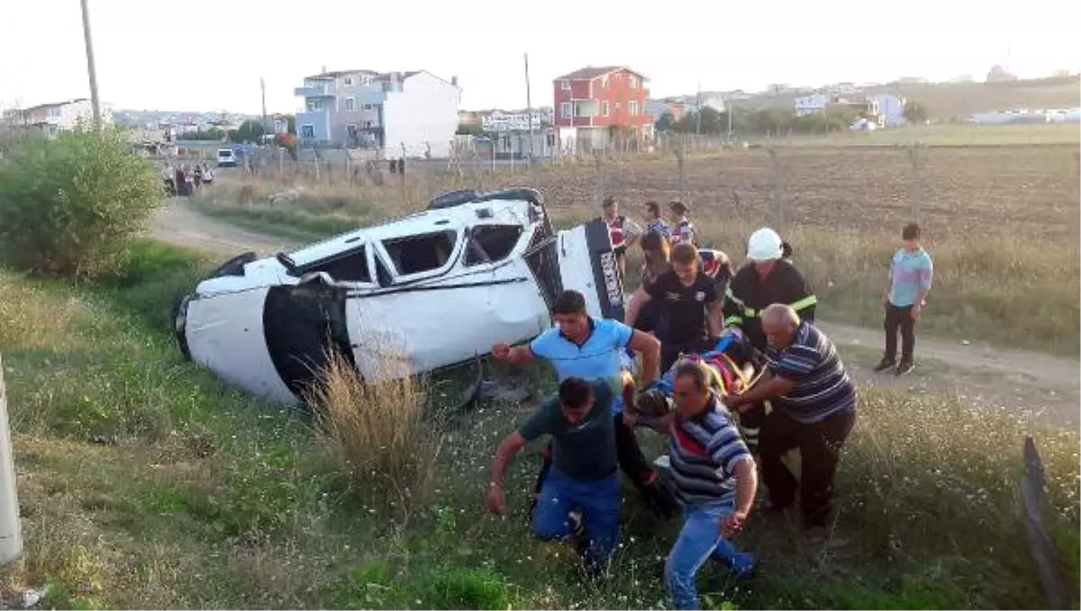 Takla Atan Otomobilde 4 Kişi Yaralandı