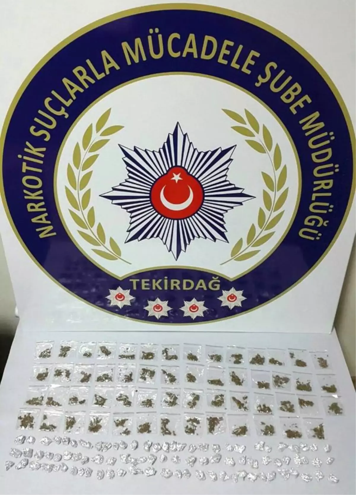 2 Kadının Sır Gibi Sakladığı Uyuşturucuyu Polisin İnadı Buldu