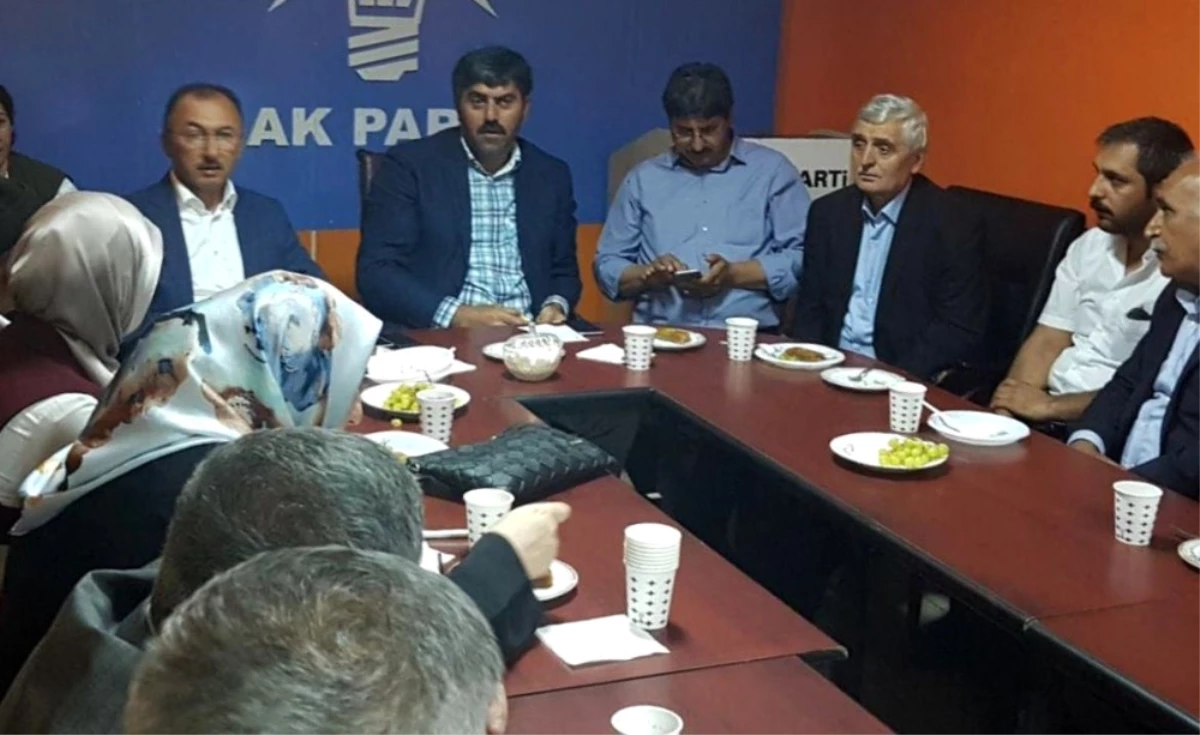 AK Parti Ardahan İl Teşkilatı, Bayramlaşma Töreninde Bir Araya Geldi