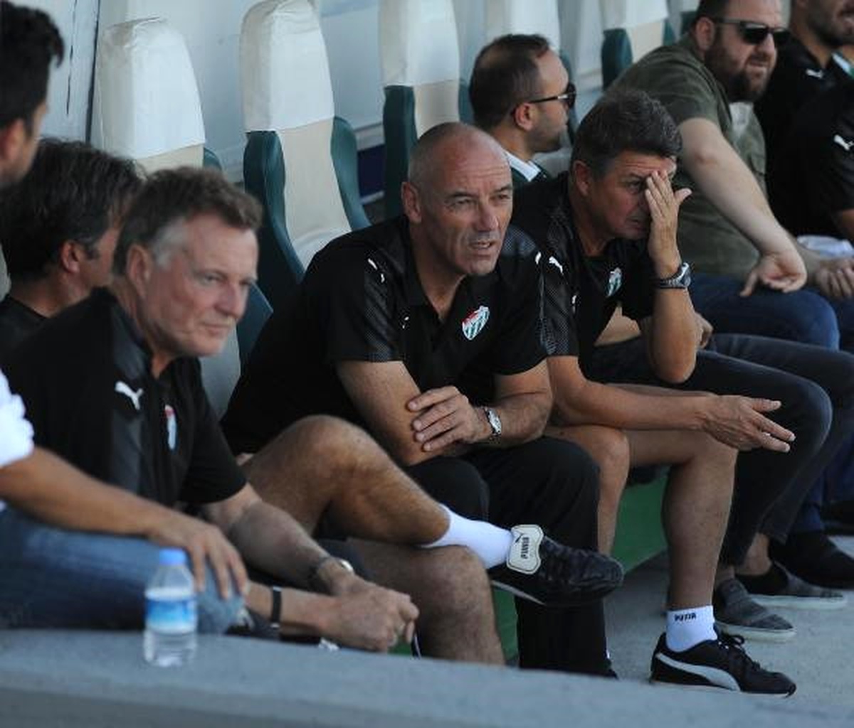Bursaspor Teknik Direktörü Paul Le Guen: Yeniler Maç Eksiğini Kapattı