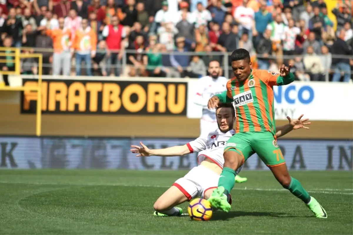 Fernandes Yeniden Aytemiz Alanyaspor\'da