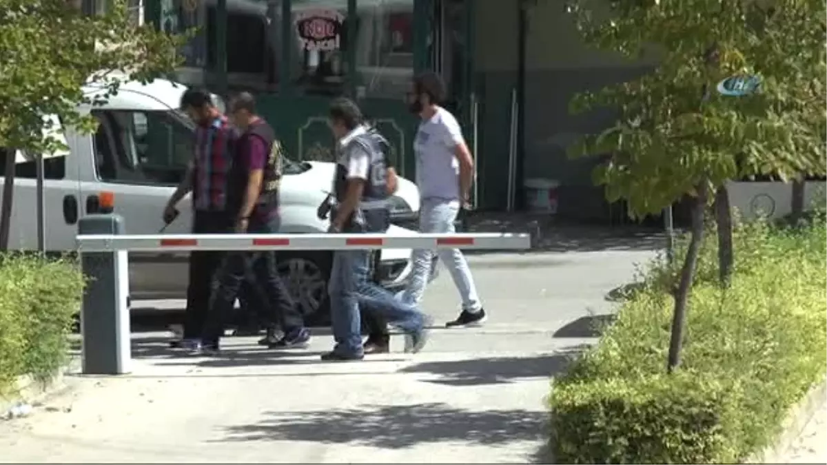 İranlı Şahsı Bıçaklayarak Öldüren Şahıslar Adliyede