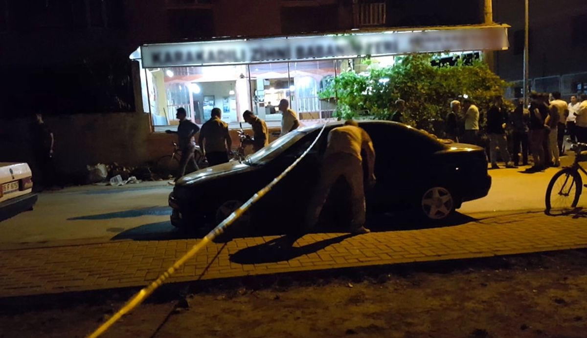 Kıraathane Sahibi, Müşteriye Kurşun Yağdırdı