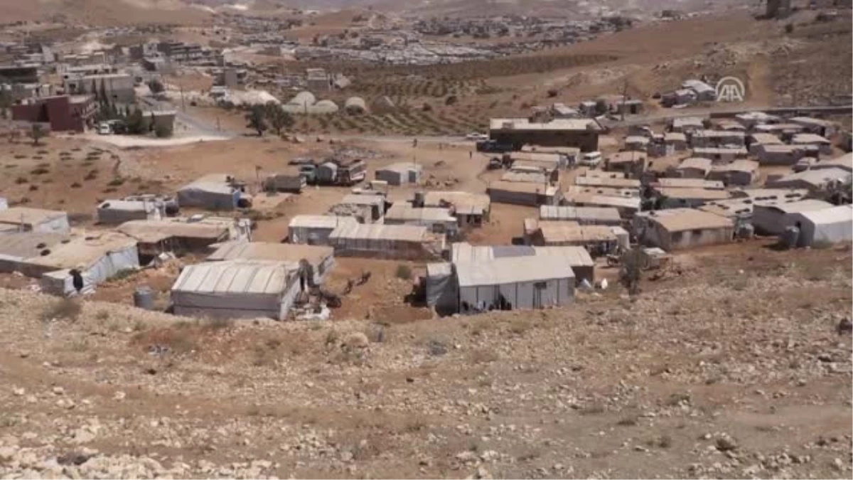 Lübnan\'ın Suriye Sınırındaki Arsal Kampında Bayram Sevinci