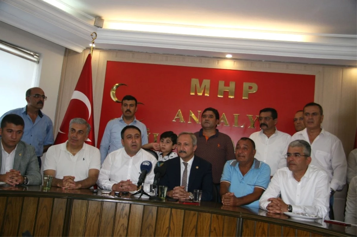 MHP Antalya İl Başkanlığı\'nda Bayramlaşma