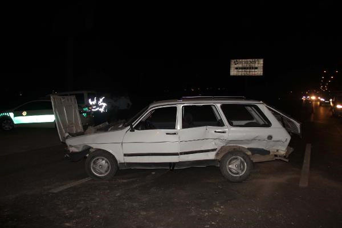 Şanlıurfa\'da İki Otomobil Çarpıştı: 6 Yaralı