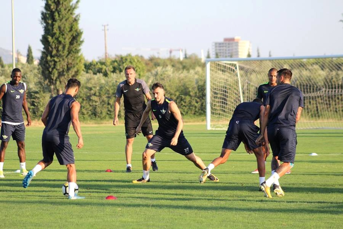 Akhisar Belediyespor\'da Bursaspor Maçı Hazırlıkları Başladı