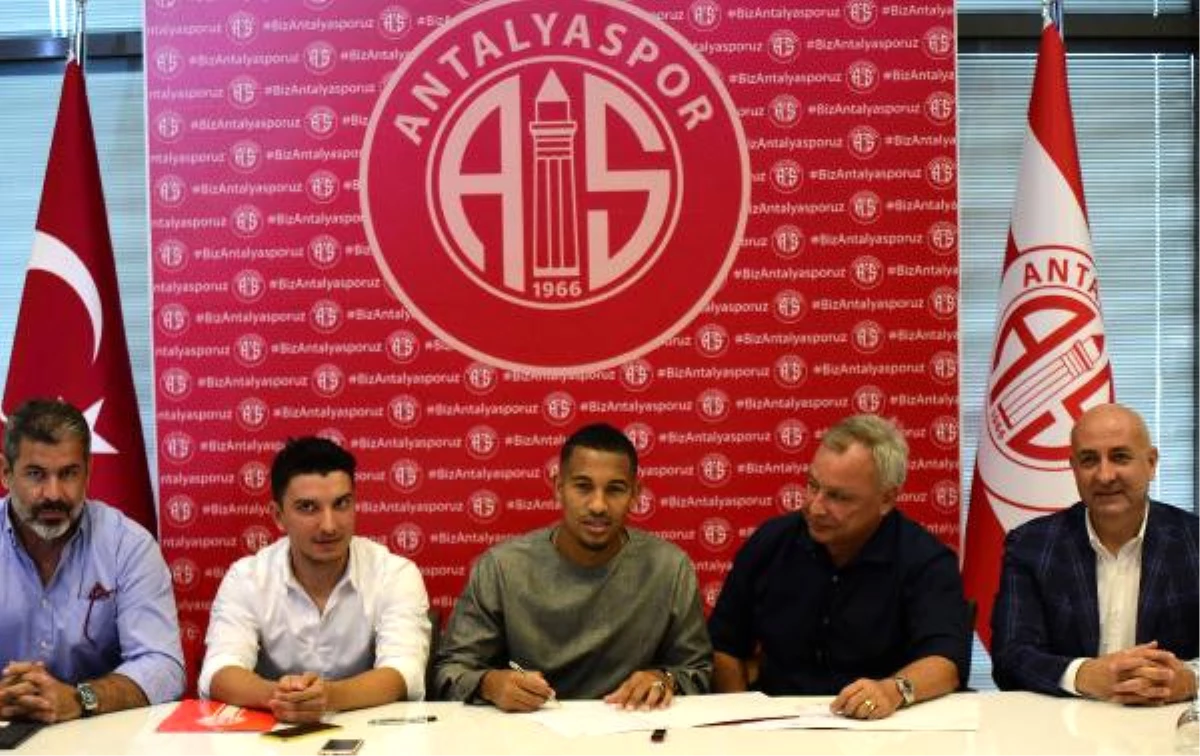 Antalyaspor, Vainqueur ile 3 Yılık Sözleşme İmzaladı