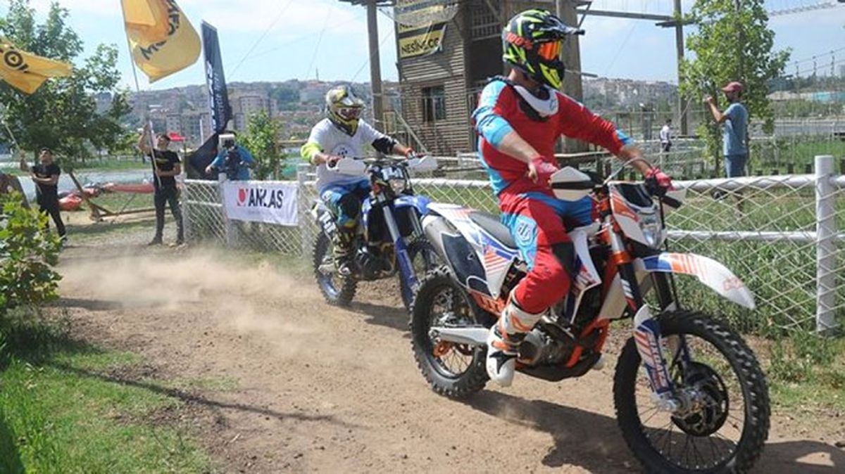 Baja Rallisi\'ne Doğru