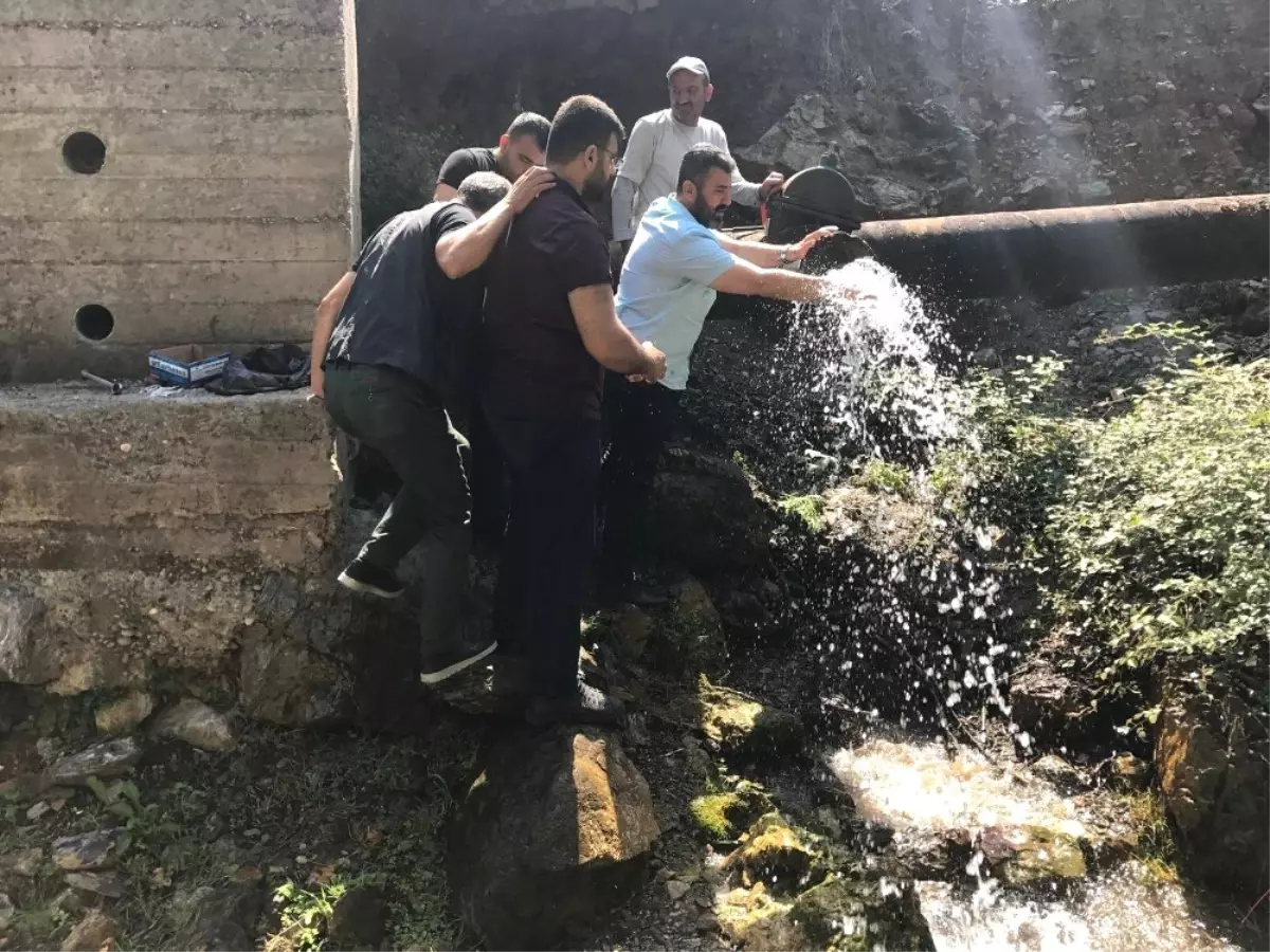 Başkan Altan\'dan Su Kesintilerine Su Kaynağından Tepki