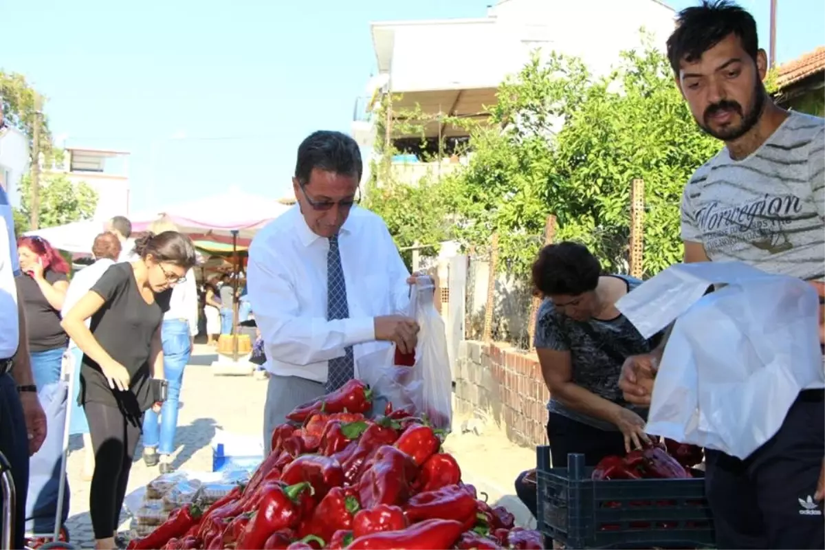 Başkan Saka Evinin Alışverişini Pazardan Yapıyor