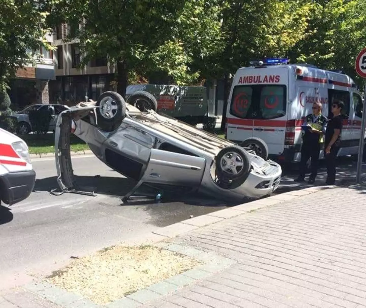 Emniyet Kemeri 3 Kişiyi Hayata Bağladı