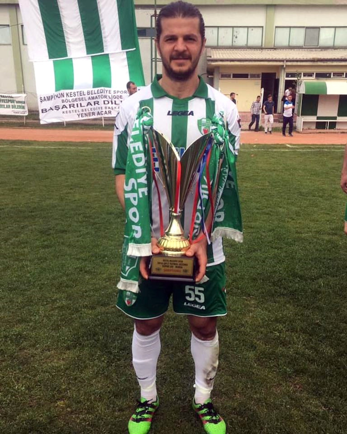 Genç Futbolcu Trafik Kazasında Öldü