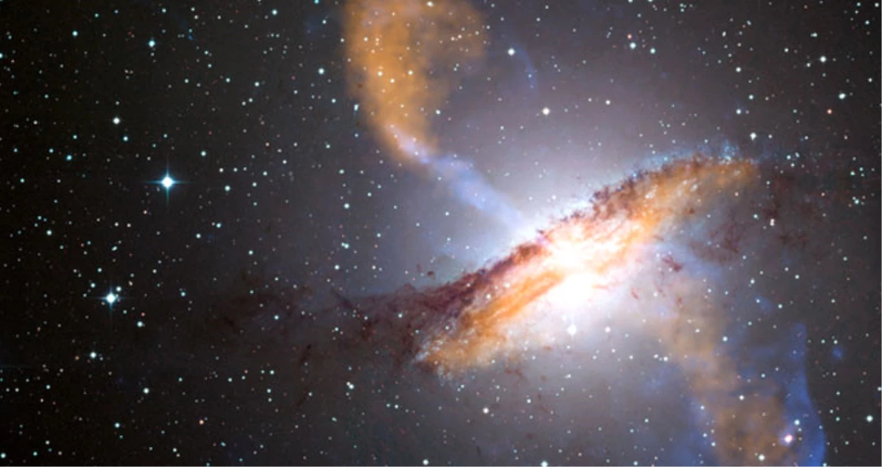 Samanyolu Galaksisi\'nde, Güneş\'ten 100 Bin Kat Büyük Kara Delik Keşfedildi