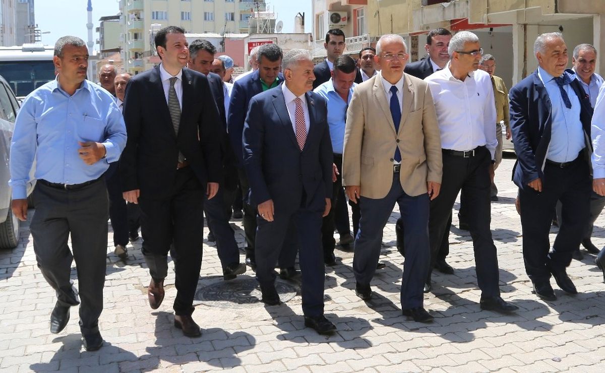 İzmirliler Başbakan Yıldırım\'ı Bekliyor