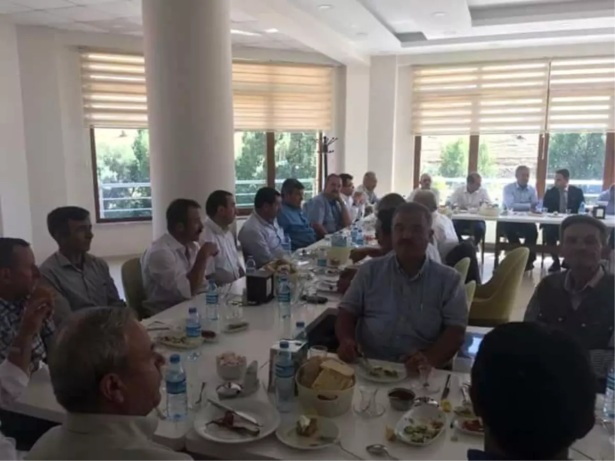 Kaymakam Emin Kaymak\'a Veda