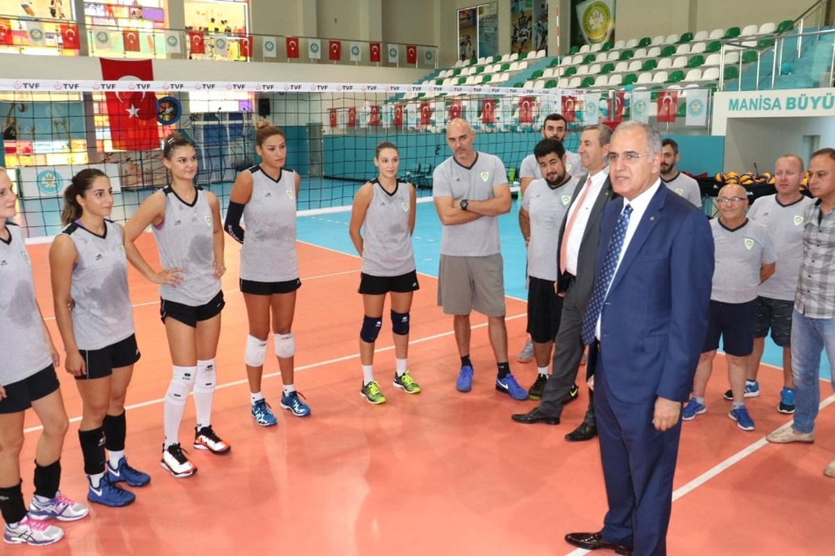 Manisa Büyükşehir Belediyespor Federasyon Başkanını Ağırladı
