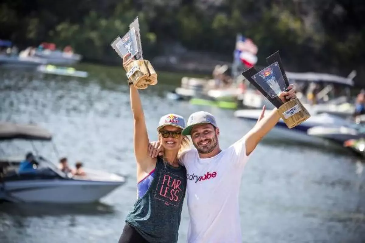 Red Bull Cliff Diving\'in Dördüncü Ayağında, Zafer Aldridge\'in